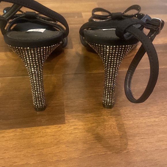 Steve Madden Black Bow Strap Heels - Picture 3 of 7